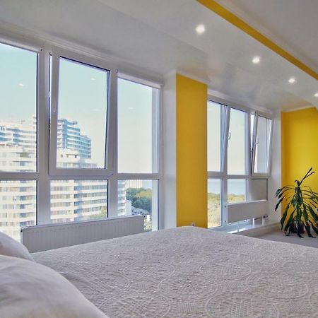 Литературная Улица Апартаменты Odessa Ngoại thất bức ảnh