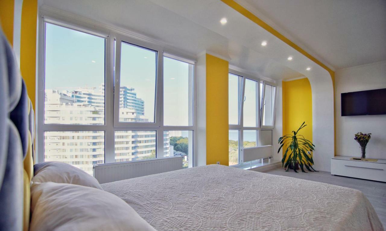 Литературная Улица Апартаменты Odessa Ngoại thất bức ảnh