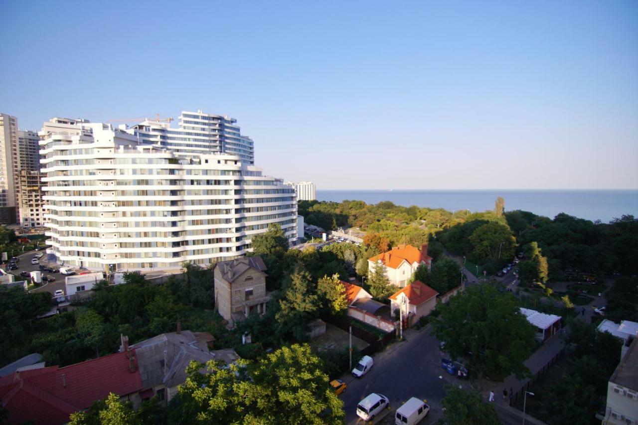 Литературная Улица Апартаменты Odessa Ngoại thất bức ảnh